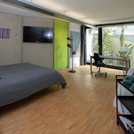 Lollipops-100qm-5bed-parken-view