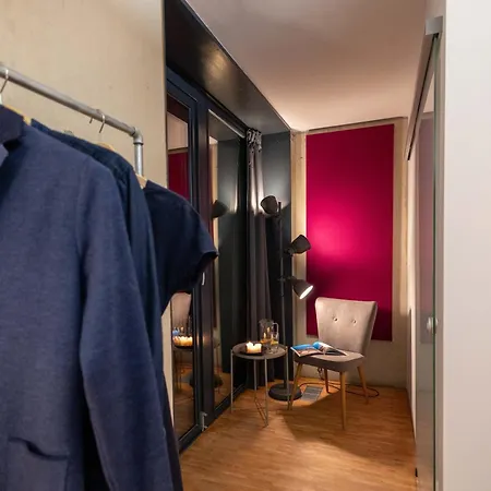 Lollipops-100qm-5bed-parken-view *