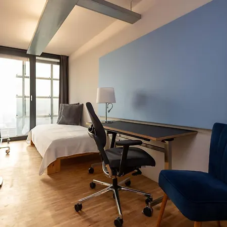 Lollipops-100qm-5bed-parken-view